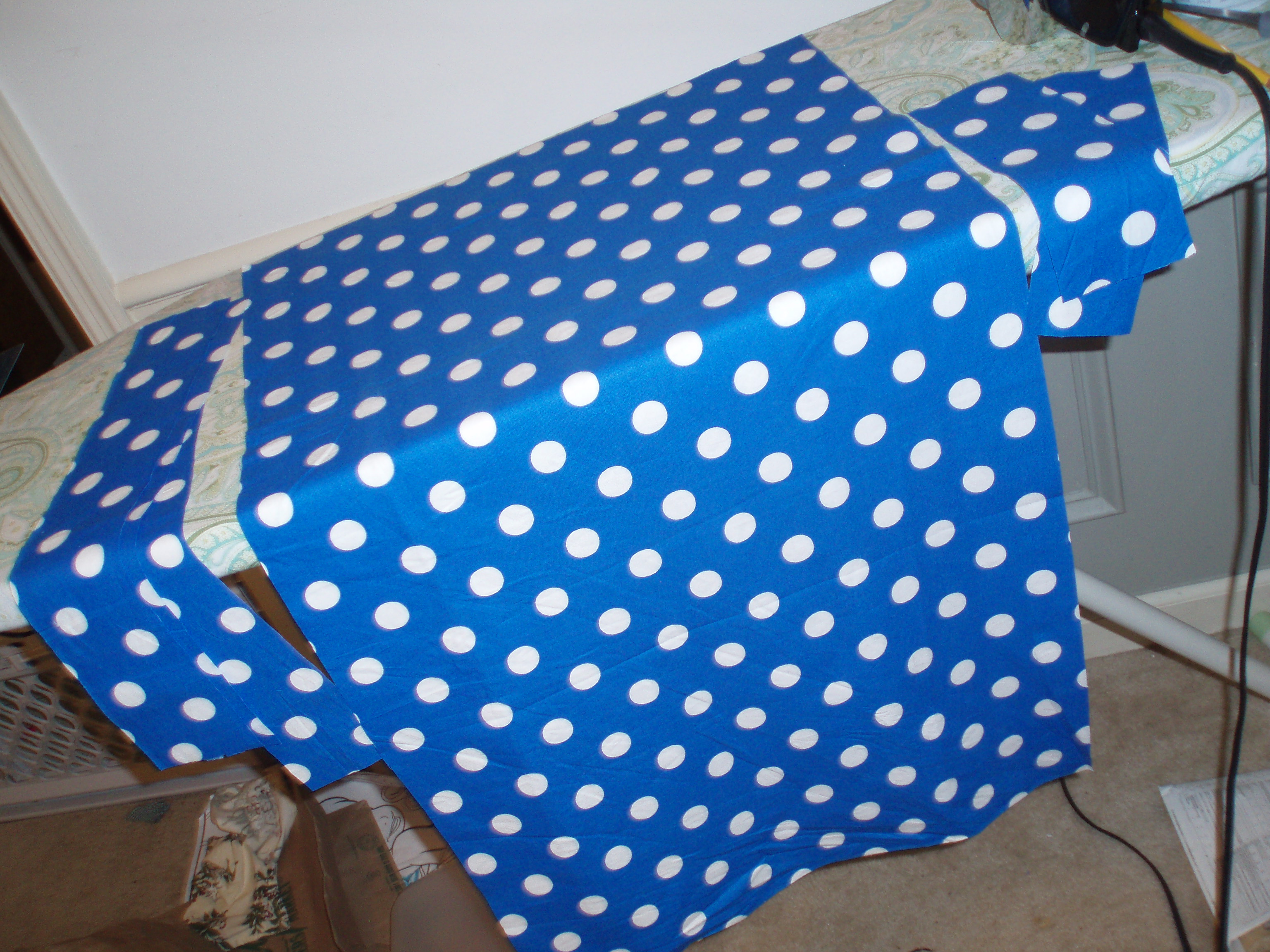 Fabric pieces of half yard apron 