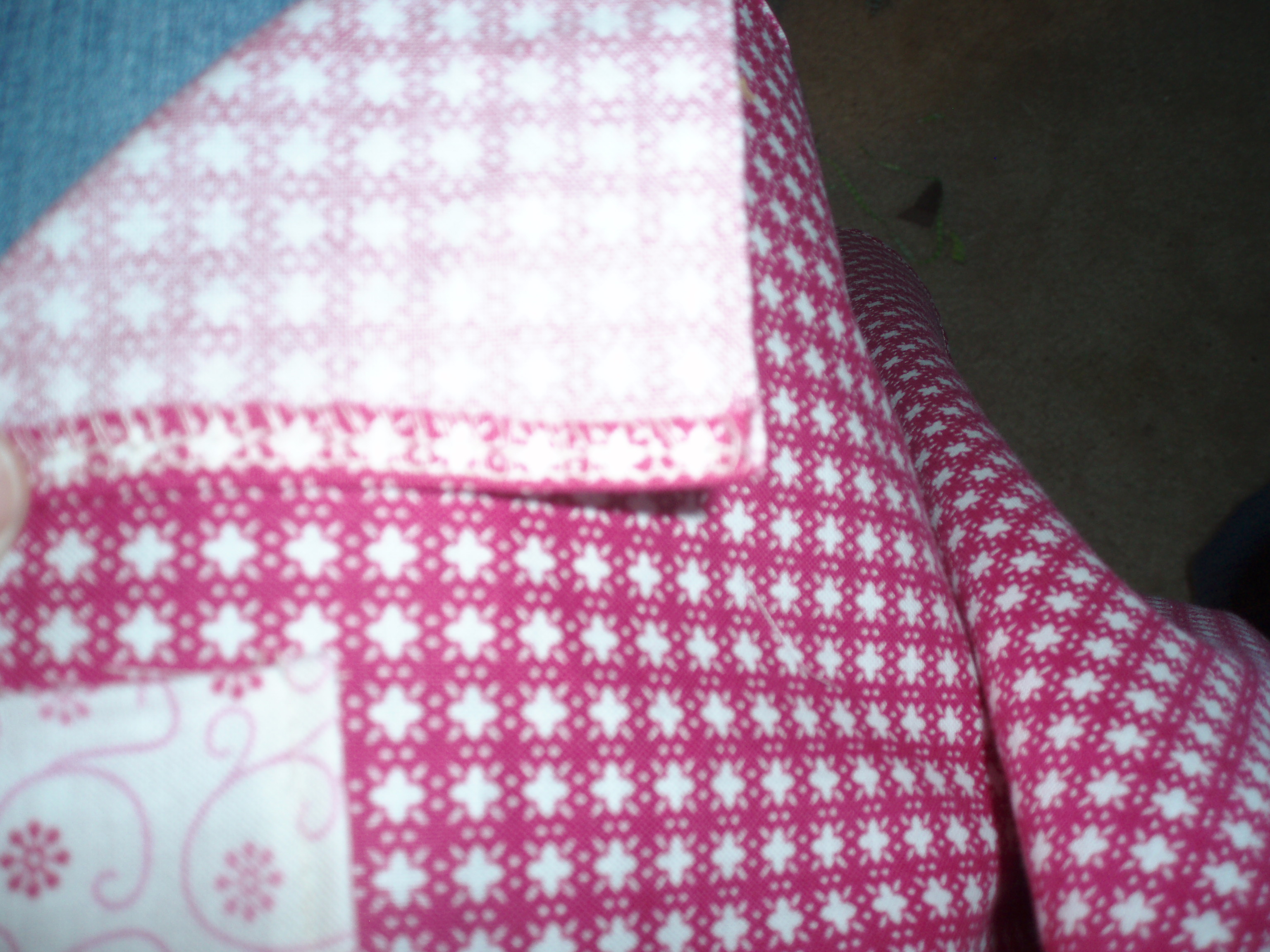 Picture of finished edge of the half apron